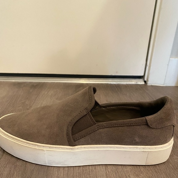 UGG Jass Slip On Sneaker - Picture 5 of 7